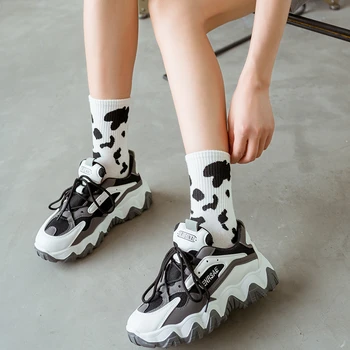 CHAOZHU Ženy Ponožky Čierne Biele Pruhované Kravy Vzor Cartoon Kawaii Módny Charakter Bavlna Rebra Úsek 4 ročné obdobia Denne Ponožky