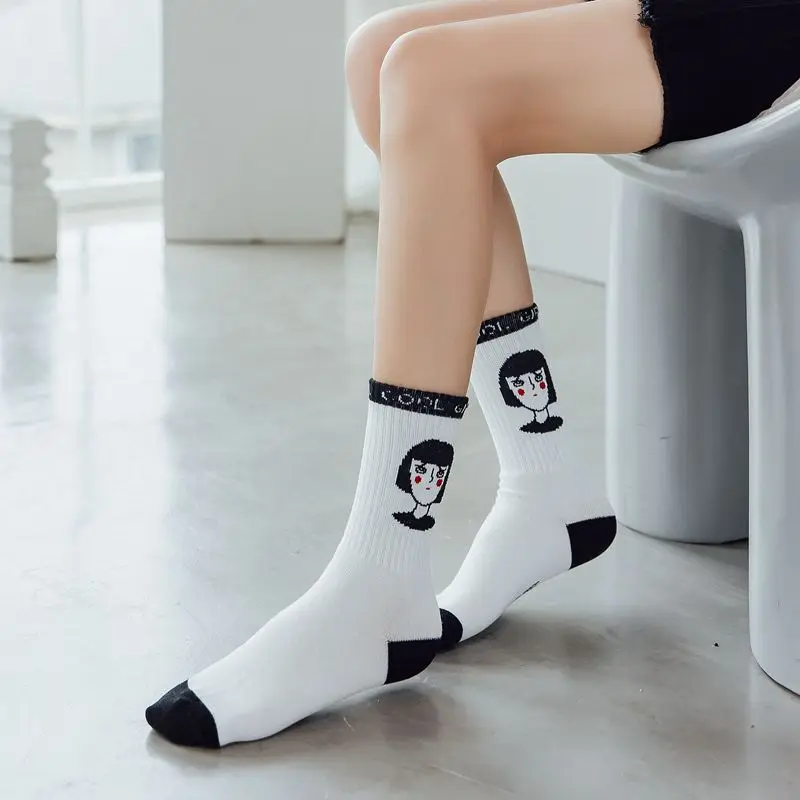 Instime 2020 Nové Jeseň Čierne a Biele Športové Ženy Ponožky Bavlna Roztomilý Zimné Ponožky Ženy Kawaii 1
