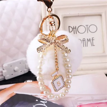 Auto Ženy kabelka prívesok na Módne Pearl Reťazca Crystal Fľaša Luk Pompom Keychain Načechraný Lístkového Loptu Keychains Šperky