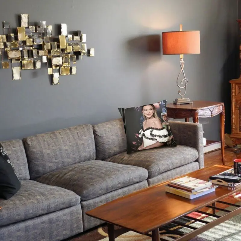Sexy Krásne Millie Bobby Brown Vankúš Sofa Dekorácie Britská Herečka Námestie Hodiť Vankúš 45x45 Domov Dekoratívne 2